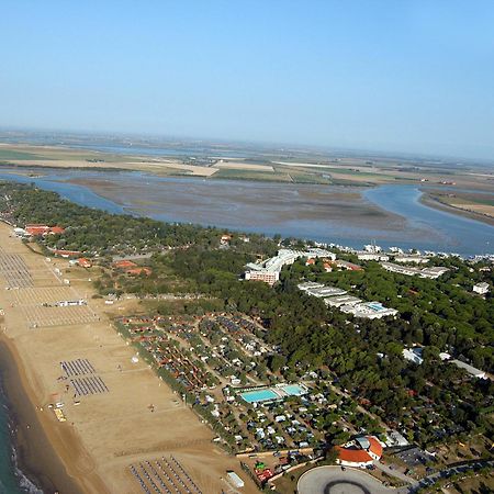 Grand Hotel Esplanada Бибионе Экстерьер фото